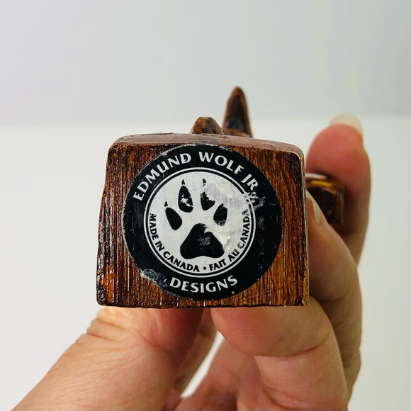 Edmund Wolf, Jr. Resin Reproduction of Original Canadian Totem Pole 3.2" high - Picture 5 of 7